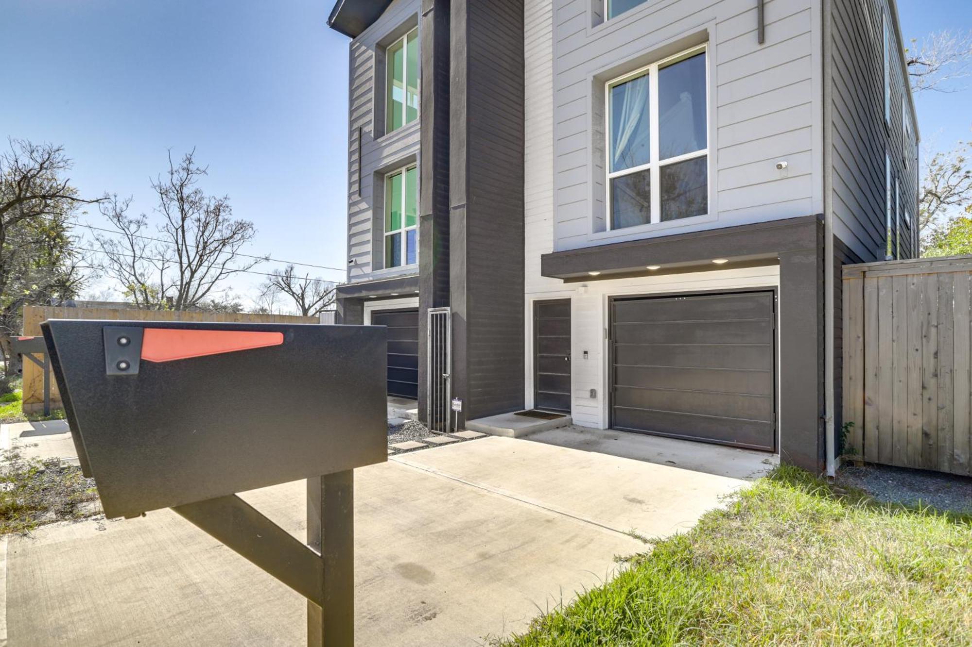 3 Mi To Dtwn Modern Townhome With Yard In Houston Dış mekan fotoğraf