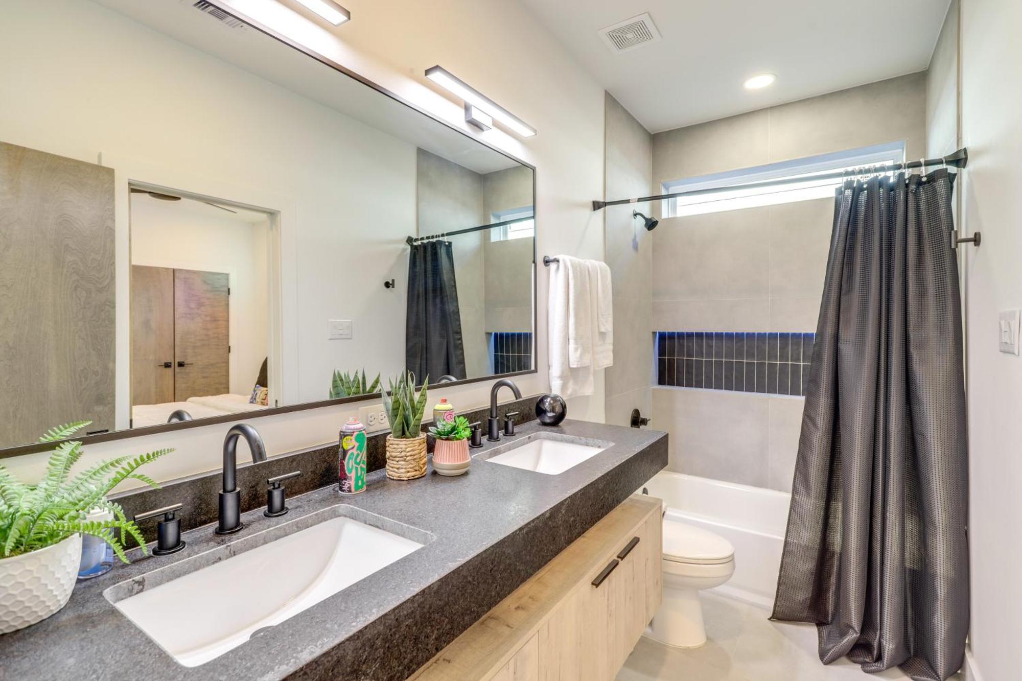 3 Mi To Dtwn Modern Townhome With Yard In Houston Dış mekan fotoğraf