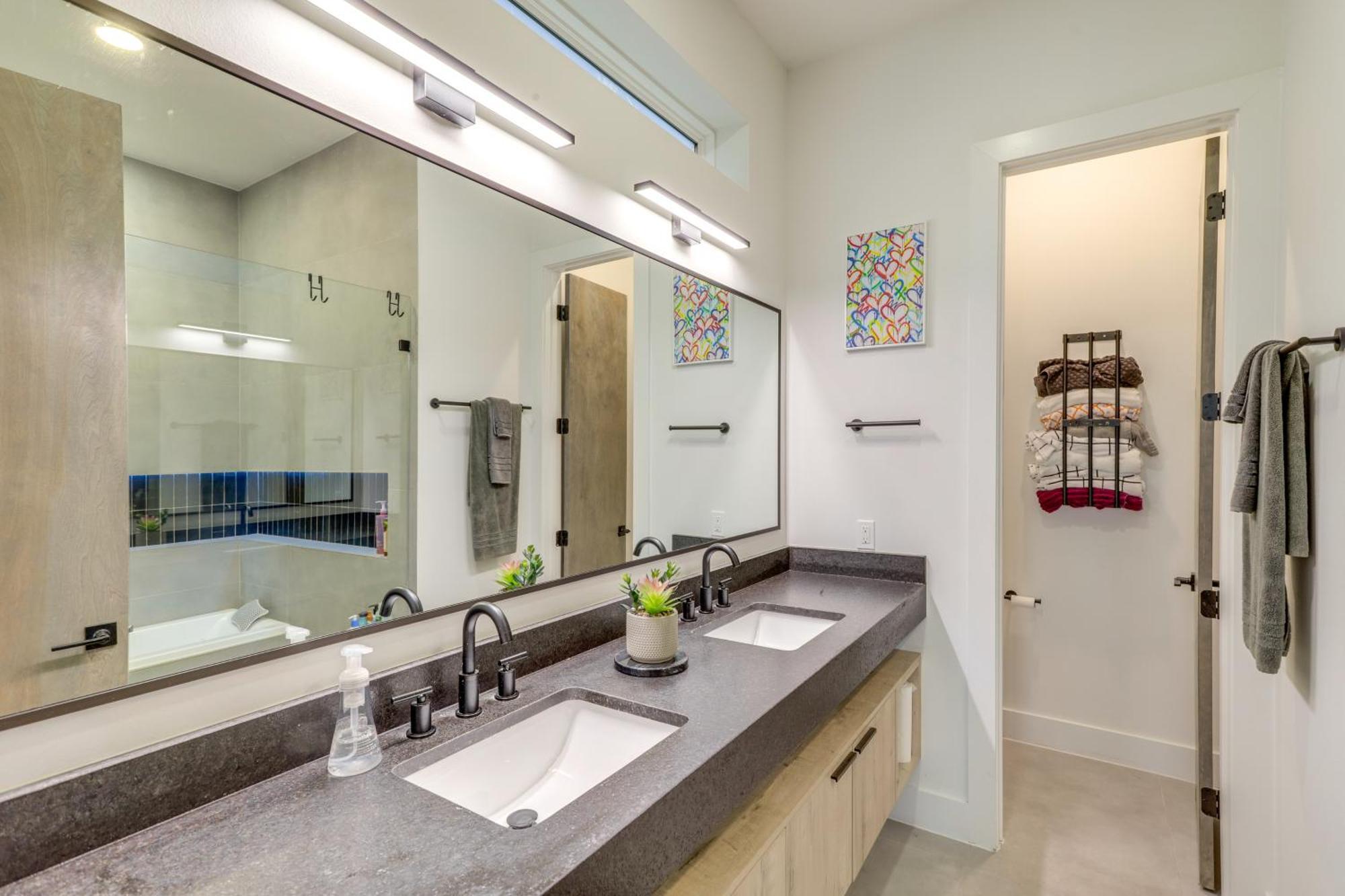 3 Mi To Dtwn Modern Townhome With Yard In Houston Dış mekan fotoğraf
